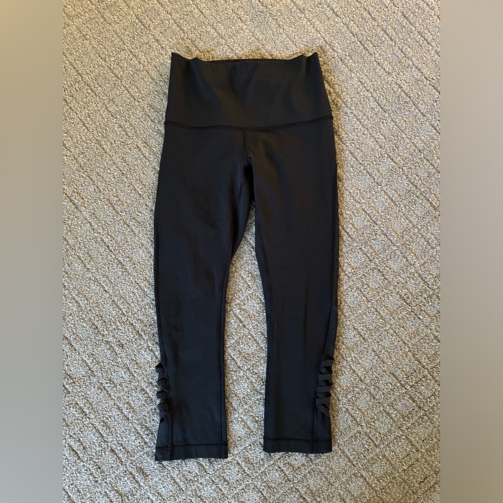 Lululemon Minimalist Crop Criss Cross Lace Up Mesh Panel Leggings